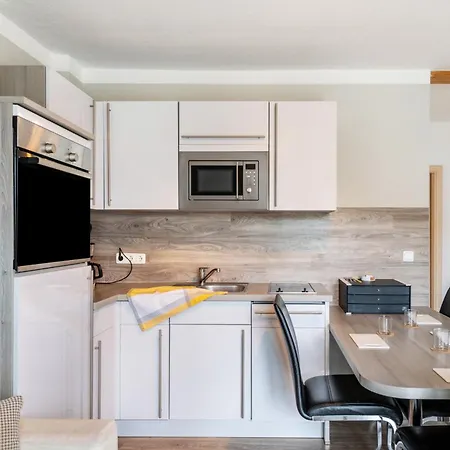 Fuer 6 Personen 57 M² *