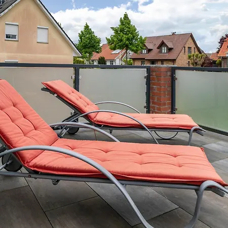 Fuer 6 Personen 57 M² *